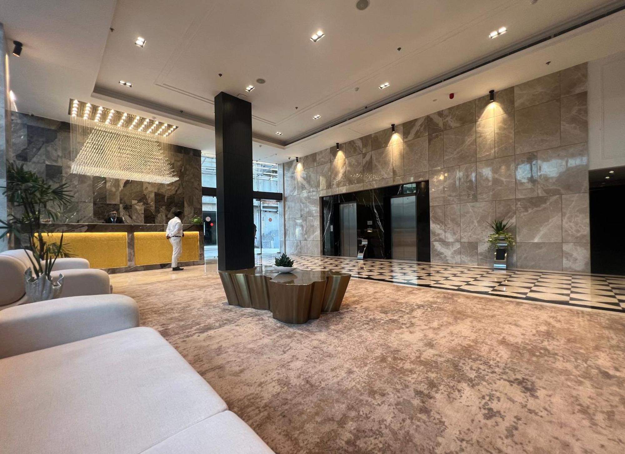 Hotel Soot Колката Екстериор снимка